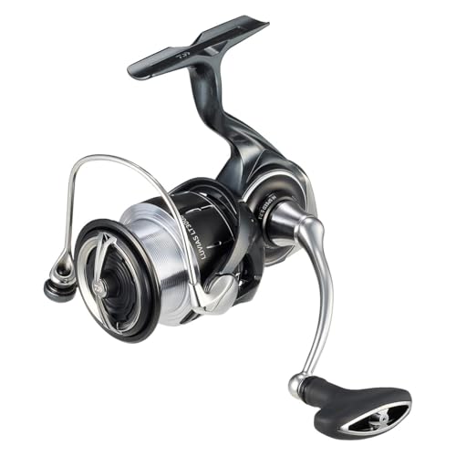 New Daiwa LT3000-H Spinning Reel 24L UVIAS !